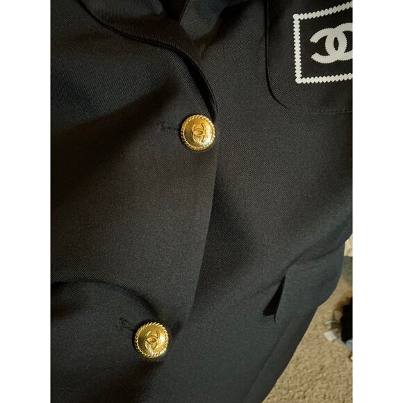 Chanel Logo Patch Blazer CC Crest Buttons Runway Jacket - Picture 7 of 16